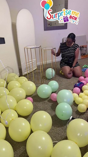 ✨ Turning moments into magic ✨ Every balloon, every color, every smile — handmade with love by us 💕 Because every birthday deserves to be unforgettable 🎂 #SurpriseMeBox #BirthdayDecor #PartyVibes #BalloonArch #EventDecor