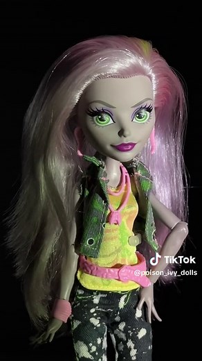 Villain Love: Exploring the World of Monster High Villains