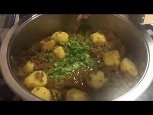 Vetkoek and Mince Curry!