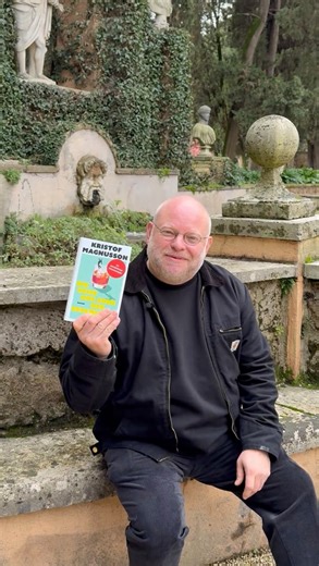 Klett-Cotta Verlag | Was gibt es eigentlich cooleres als einen Dichter, der als Spion angeheuert wird? Der neue Roman, auf den euch @kristofmagnusson im Video... | Instagram