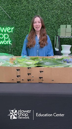 There are certain ways to process flowers so they last longer and bloom brighter! Learning the proper techniques can make all the difference!🌼 Join Hannah in our newest Education Center video to discover how to properly process different types of flowers before arranging them! She’ll share her favorite tips to keep your arrangements fresh! Tune in and see how a little extra care can make your flowers blossom! Click the link to watch!🌸 https://fsneducation.com/floral-design/processing-flowers-w