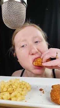 Mac and cheese mukbang ASMR 😎 would you try this? 🤯 #ASMR #mukbang #macandcheese