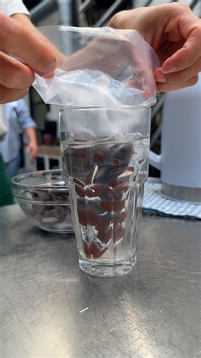 Strawberry Frozen Yogurt Cone! Berry chill vibes only 🍓🍦 #fblifestyle | Chefclub Network