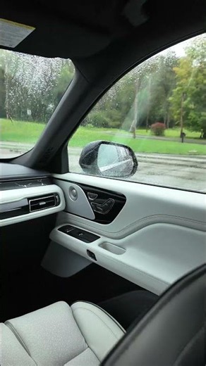 5️⃣ Discover 5 Amazing Hidden Features in the 2027 Lincoln Aviator Black Label