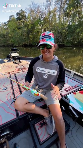 A quick tutorial on how to rethread one of our Tangle Free Pocket Combos. Want to see a certain tip, trick, or tutorial? Drop your requests in the comments! #ProFISHiency #BassFishing #Fishing #LargmouthBass #FishingTackle #SmallmouthBass #Smallmouth #Outdoors #GetOutside #FishingLures #Largemouth #FishingLife #FishingGear #Fisherman