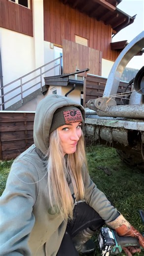 minnie.mouse_daniii (@austrian_diggergirl)’s videos with Originalton - minnie.mouse_daniii