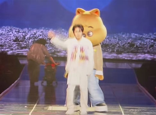 FELIX DRIVE-BY IM CRYING HOW DID HAN NOT LOSE IT 😭