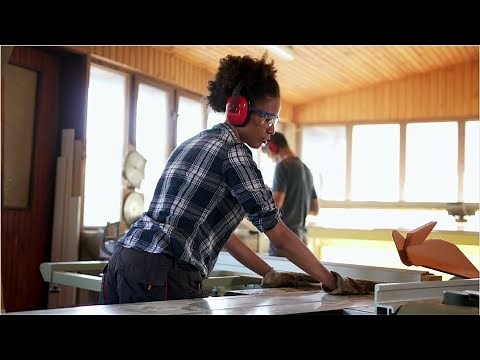 Cabinetmakers and Bench Carpenters (Woodworkers) Career Video