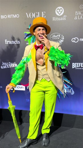 Rainer Cadete se destaca no Baile da Vogue 2026