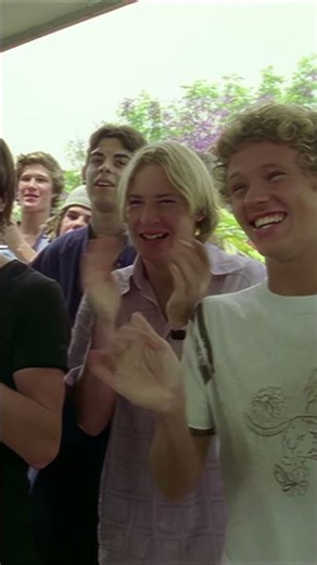 Cleo sings better than me tho 😭🎤 #h2ojustaddwater #h2o #siren