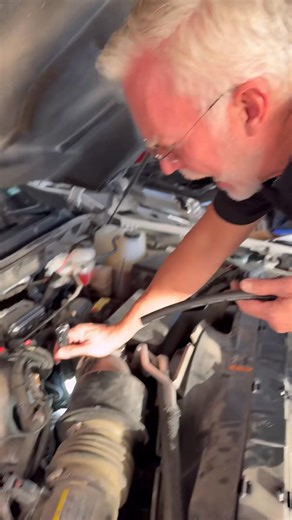 Duramax mysterious engine noise. What is best diagnostic course of action? Duramax mysterious engine noise. What is best diagnostic course of action? #duramax #carrepair #autorepair #autoshop | Michael the small engine
