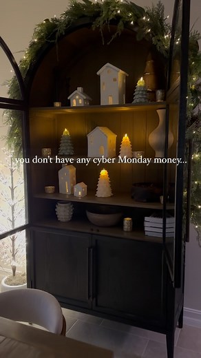 Courtney Kerr on Instagram: "must be the wrong number 🤔 #homedecorinspo"