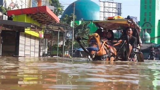 Banjir di Bandung, 13 Kecamatan dan 61 Ribu Jiwa Terdampak : Okezone News
