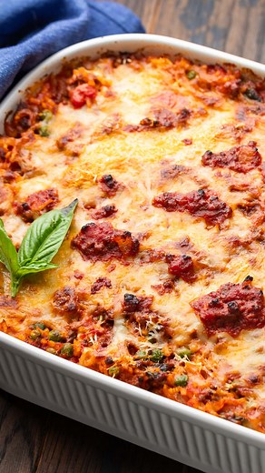 Riso al Forno😍RECIPE: https://www.sipandfeast.com/riso-al-forno/ | Sip and Feast