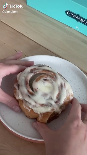 Delicious Cinnabon Frosting Recipe
