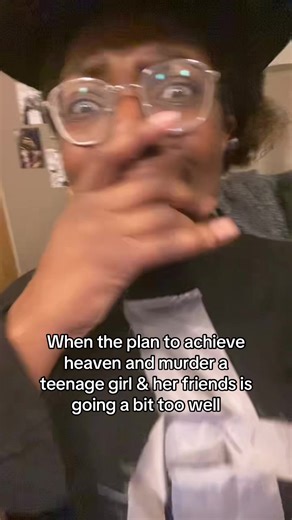 Day 2 of cosplaying until sbr comes out #anirregulartriangle #anitok #cosplay #jojosbizarreadventure