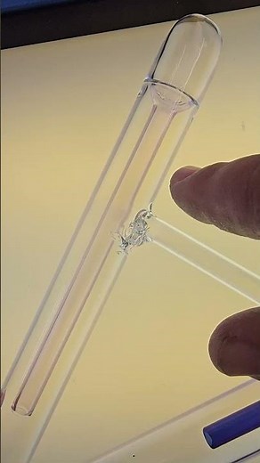 Side seal survives through the annealling cycle. #glassblowing #lampwork