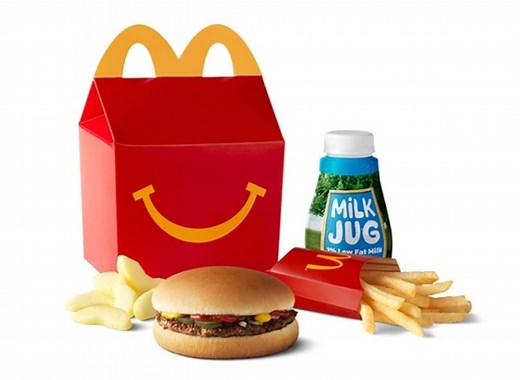 We Tasted 8 Fast-Food Kids’ Meals & This Is the Best