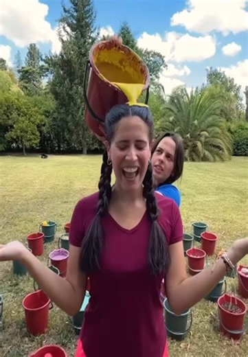 Choose the Right Bucket Challenge: Hilarious Moments!