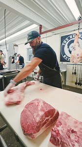 181K views · 2.8K reactions | Cutting a Wagyu tenderloin into filets. 數 #beef #butcher #wagyu #meat #filet #thebeardedbutchers | The Bearded Butchers | Facebook
