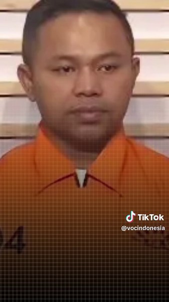 TA Gubri Tata Maulana Sebut Banyak Kejanggalan dalam OTT KPK terhadap Abdul Wahid PEKANBARU — Tenaga Ahli Gubernur Riau, Tata Maulana, akhirnya angkat bicara terkait Operasi Tangkap Tangan (OTT) yang dilakukan Komisi Pemberantasan Korupsi (KPK) di Dinas Pekerjaan Umum, Penataan Ruang, Perumahan, Kawasan Permukiman, dan Pertanahan (PUPR-PKPP) Provinsi Riau. Tata diketahui sempat diamankan bersama sembilan orang lainnya, termasuk Gubernur Riau Abdul Wahid, pada Senin (2/11/2025). Setelah menjalani