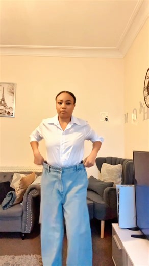 Don’t Scroll… This Oversized Jeans Hack Is GENIUS 👖✨