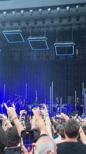 Korn live #concert #livemetal #liveconcert #metal #metalfans #livemusic #live #korn #slipknot #nyc