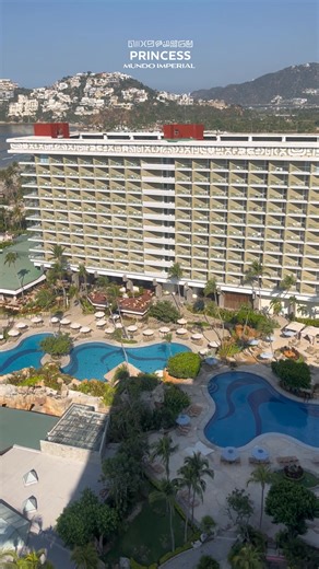 Donde el horizonte se funde con el agua, cada día es una promesa de diversión y aventura. 🌊☀️ Regálate días dorados en Acapulco. Haz realidad tus vacaciones soñadas. #HagamosMagia #RivieraDiamante #MundoImperial #MIHotelPrincess | Princess Mundo Imperial