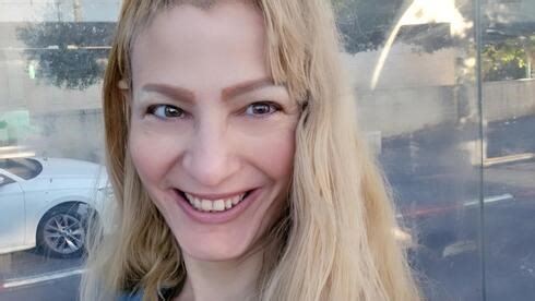 "ישבתי במשרד ופשוט מרטתי שיערות": ההפרעה הכפייתית - והבושה