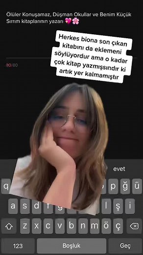 Interacting with Smartphone Keyboard: A Visual Guide
