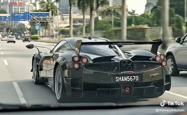 How to Get Rich: Tips from the Stranger