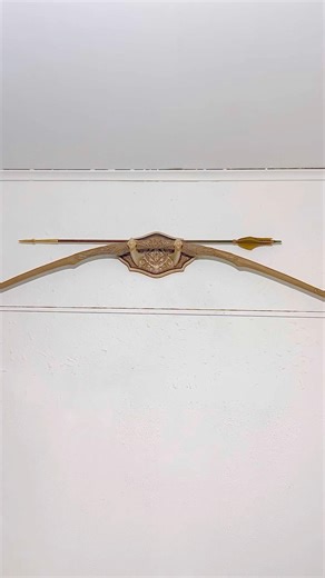 The Lothlórien Bow of Legolas 🍃🏹 #Legolas #LOTR #TheLordOfTheRings #JRRTolkien #MiddleEarth