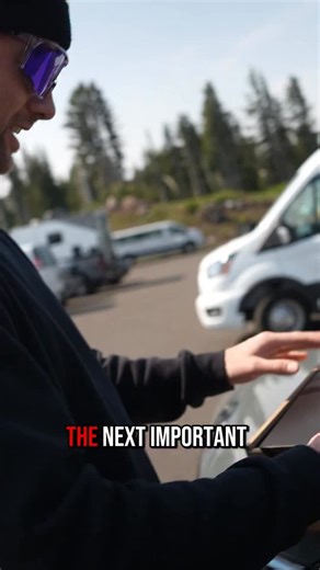 How to choose the right snowboard binding size @clew_snowboarding #snowboarding #sponsored | Snowboardprocamp