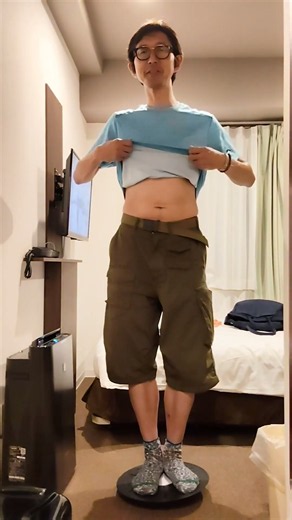 60代の健康腹筋を育てる1週間チャレンジ【79日目】 #ショート #腹筋 #健康ルーティン#60代 #体幹ボード#一人旅