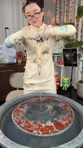 Use the color scheme mix with water to made a beautiful bag