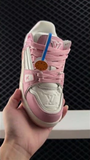 Louis Vuitton LV Vintage Casual Sneakers #louisvuitton #sneakers #shortvideo