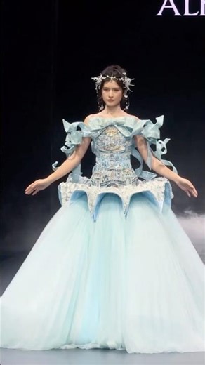 Model from Cambodia 🇰🇭 she is so beautiful 🤩 #catwalk #music #beauty #fashion