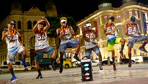 Entenda o Passinho dos Malokas, fenômeno que está renovando o brega-funk