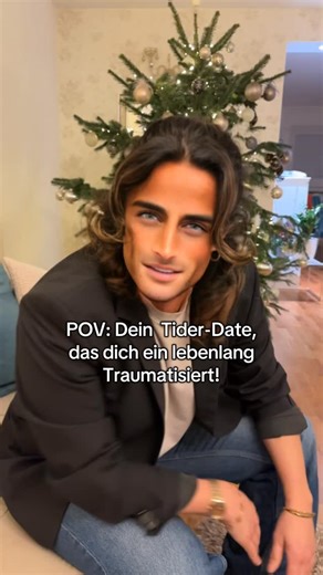 Sevda Yilmaz on Instagram: "Premium Tinderdate 🤓🤣 #comedy#satire#humor#funny#ironie#video#tiktok#Ulm#stuttgart#München#Hamburg#Köln#Frankfurt#Berlin#dortmund#Düsseldorf#deutschland"