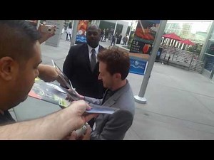 Joseph Mazzello of Jurassic Park Signing Autographs For Fans