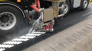 Trafficprinter - print any sign or symbol on the road - Trysil RMM