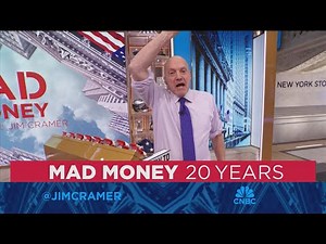 Jim Cramer sizes up companies that continue to buyback stocks