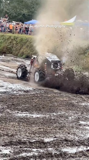 Off-road Mega buggies barrel across the track