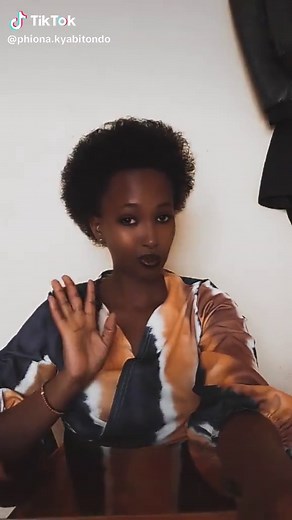 Abigaili (@phiona.kyabitondo)’s videos with Guno Omwaka - Alien Skin Official