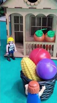 Playing with our farm aniamals | Brincando com os animais da fazenda #farm #truck #animals #cow #toy