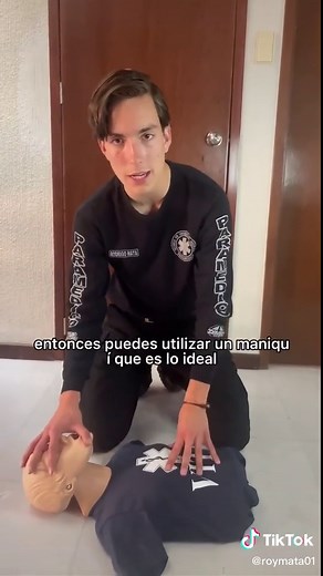 Cómo y cuándo hacer RCP ⛑ #aprendeentiktok #primerosauxilios ￼