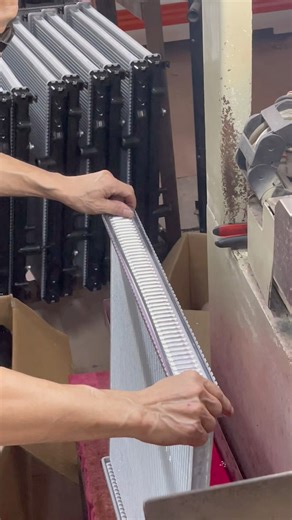 1M views · 6.7K reactions | #brazedradiator #tanks#cores #المبرد @精选用户 137 2483 8982 | Aurora Logern Radiators | Facebook