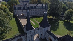 [Normandie Médiévale ⚔] Avez-vous déjà visité l'Abbaye du Bec-Hellouin dans l'Eure ? ▶ http://www.normandie-medievale.fr | Normandie Tourisme