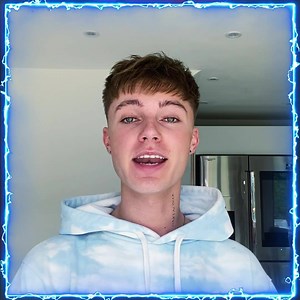 Hi everyone! My debut album "Can Anybody Hear Me?" is out next month on the 28th August!! 🙌🙏 Pre-order the album now and be in for a chance to win a private video call with me on day of release! Good luck and can't wait to see some of your faces! 😍 | HRVY