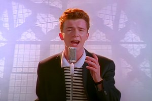 Rick Astley Fan Takes Rickrolling to New Extremes with QR Code Tattoo │ Exclaim!